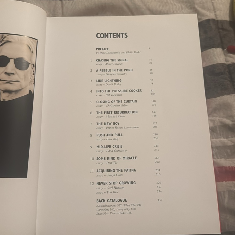 According to The Rolling Stones Book - Picture 6 of 7